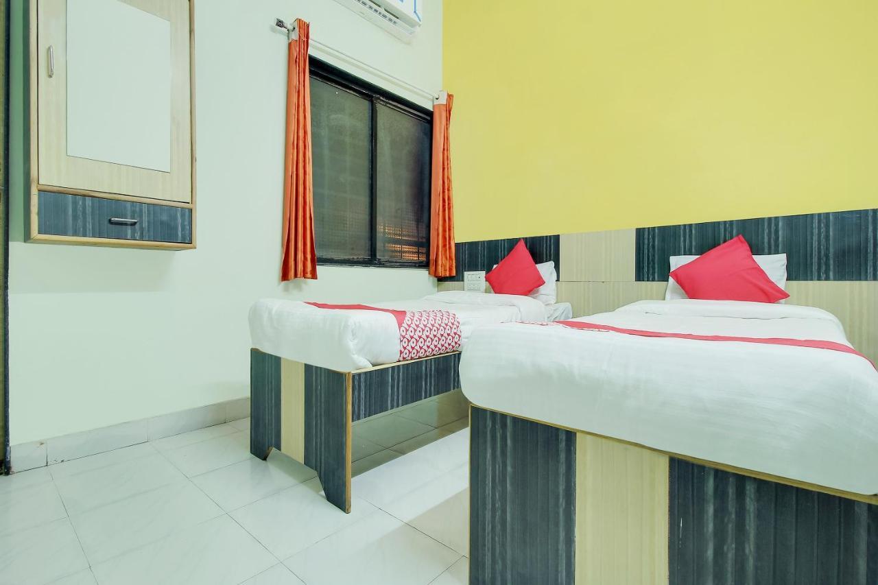 Chalisgaon Oyo Flagship 48365 Hotel Shiva'S Castle חדר תמונה