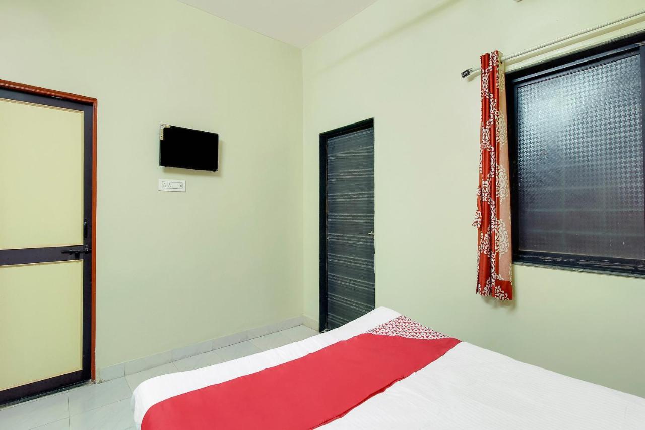 Chalisgaon Oyo Flagship 48365 Hotel Shiva'S Castle מראה חיצוני תמונה