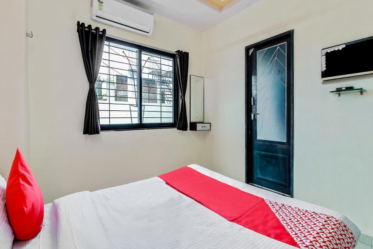 Chalisgaon Oyo Flagship 48365 Hotel Shiva'S Castle מראה חיצוני תמונה